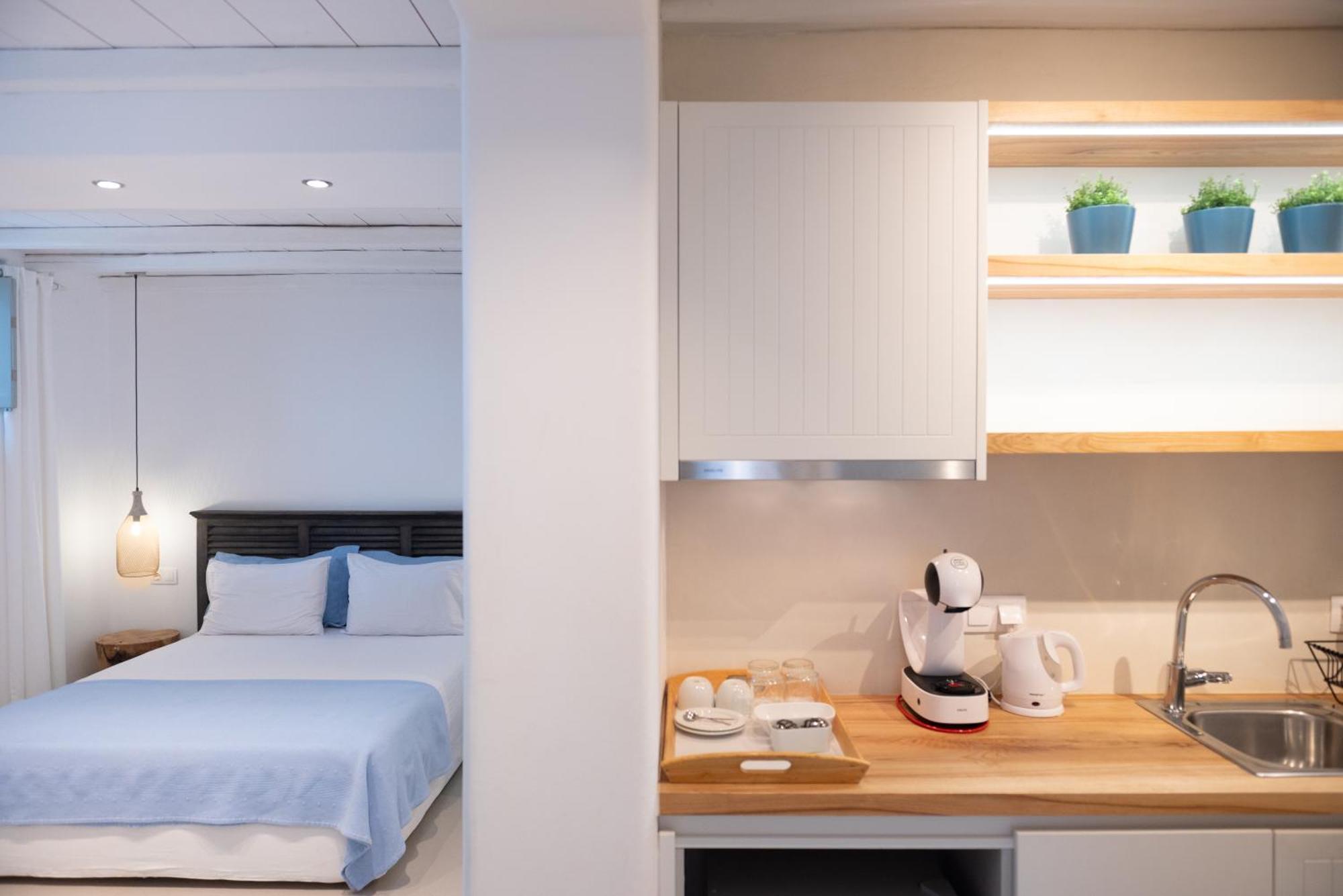 칼로 리바디 The Summit Of Mykonos B&B 외부 사진